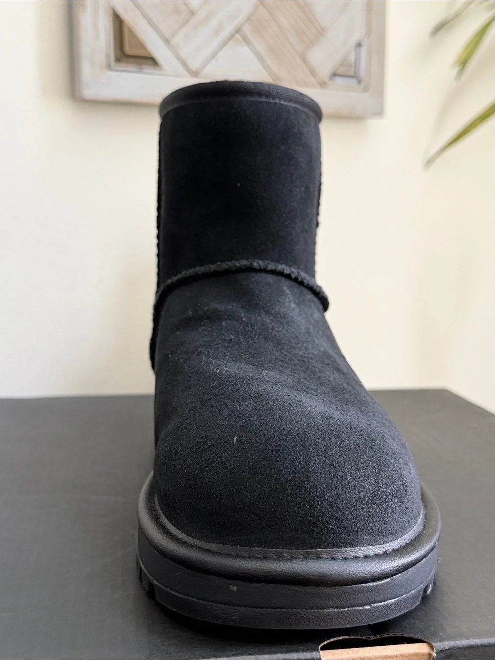 NIB UGG Classic Mini GTX Black Boot Size 7